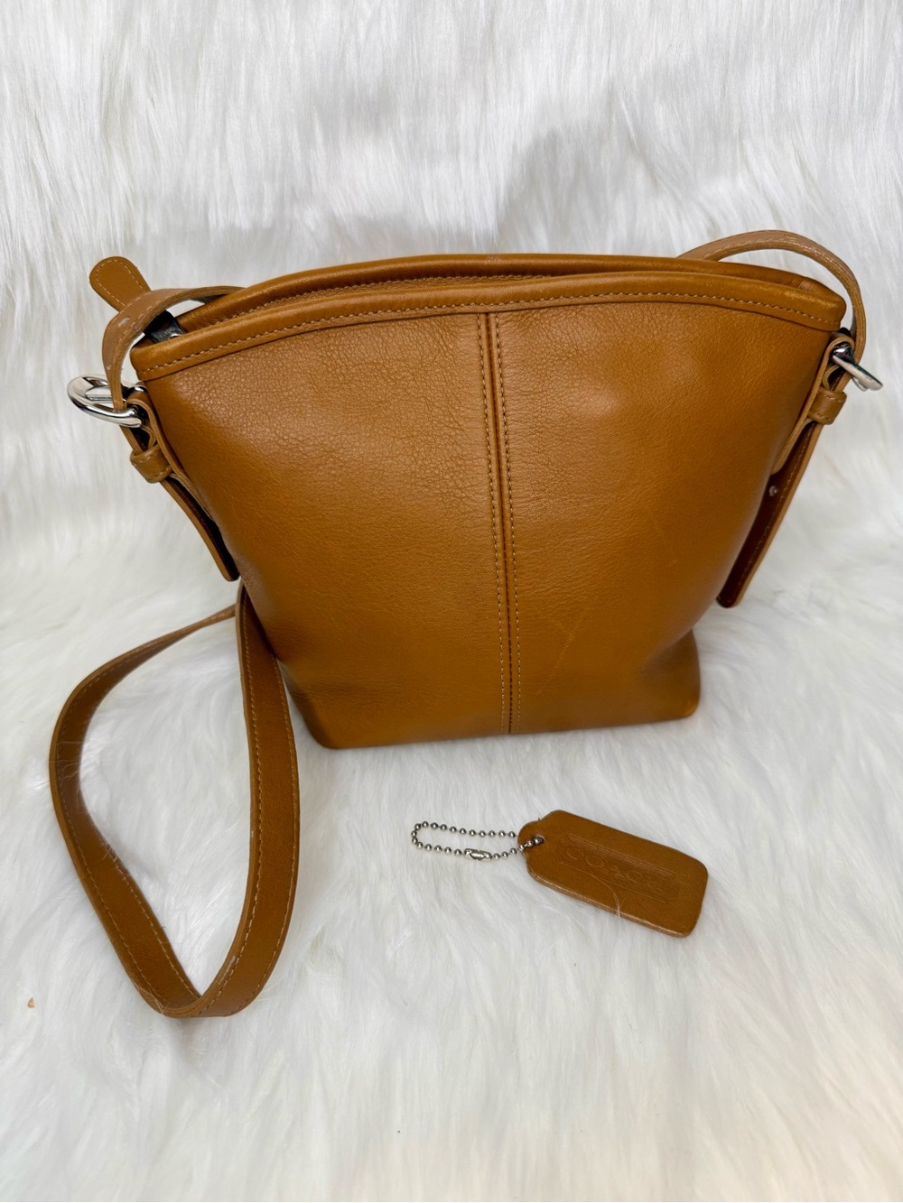 Vintage COACH C8C 4107 Soho Mini Tan Leather Crossbody Bag